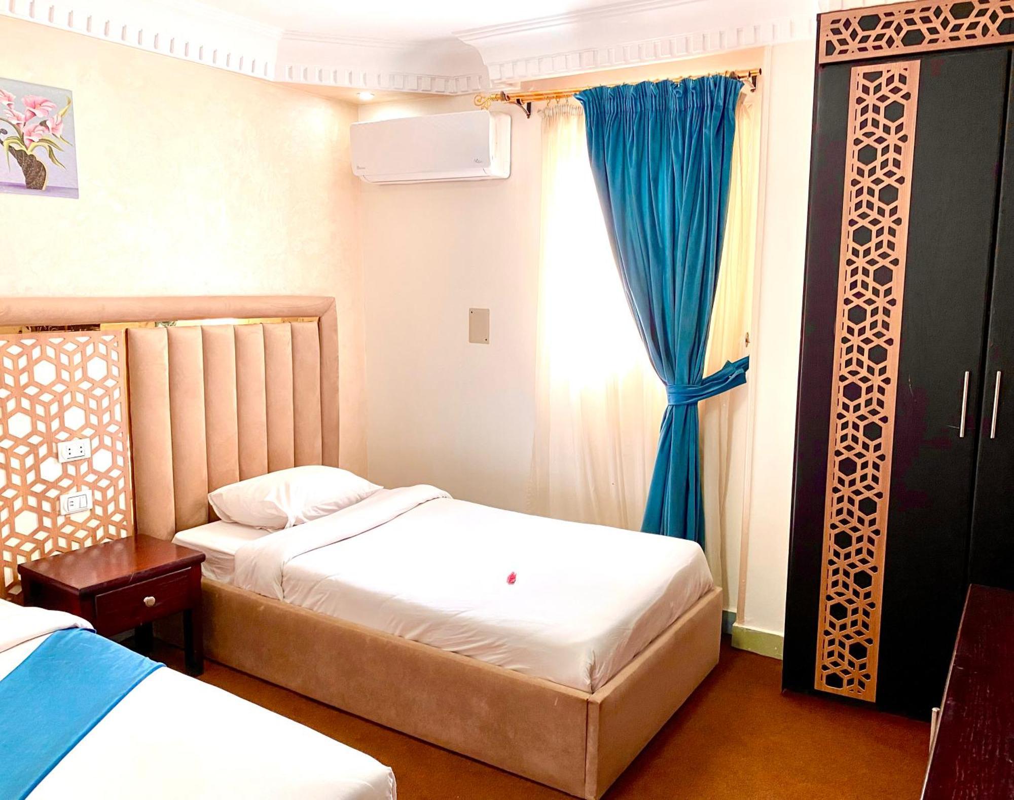 Golden Pyramids Inn Kafret el-Gabal 外观 照片