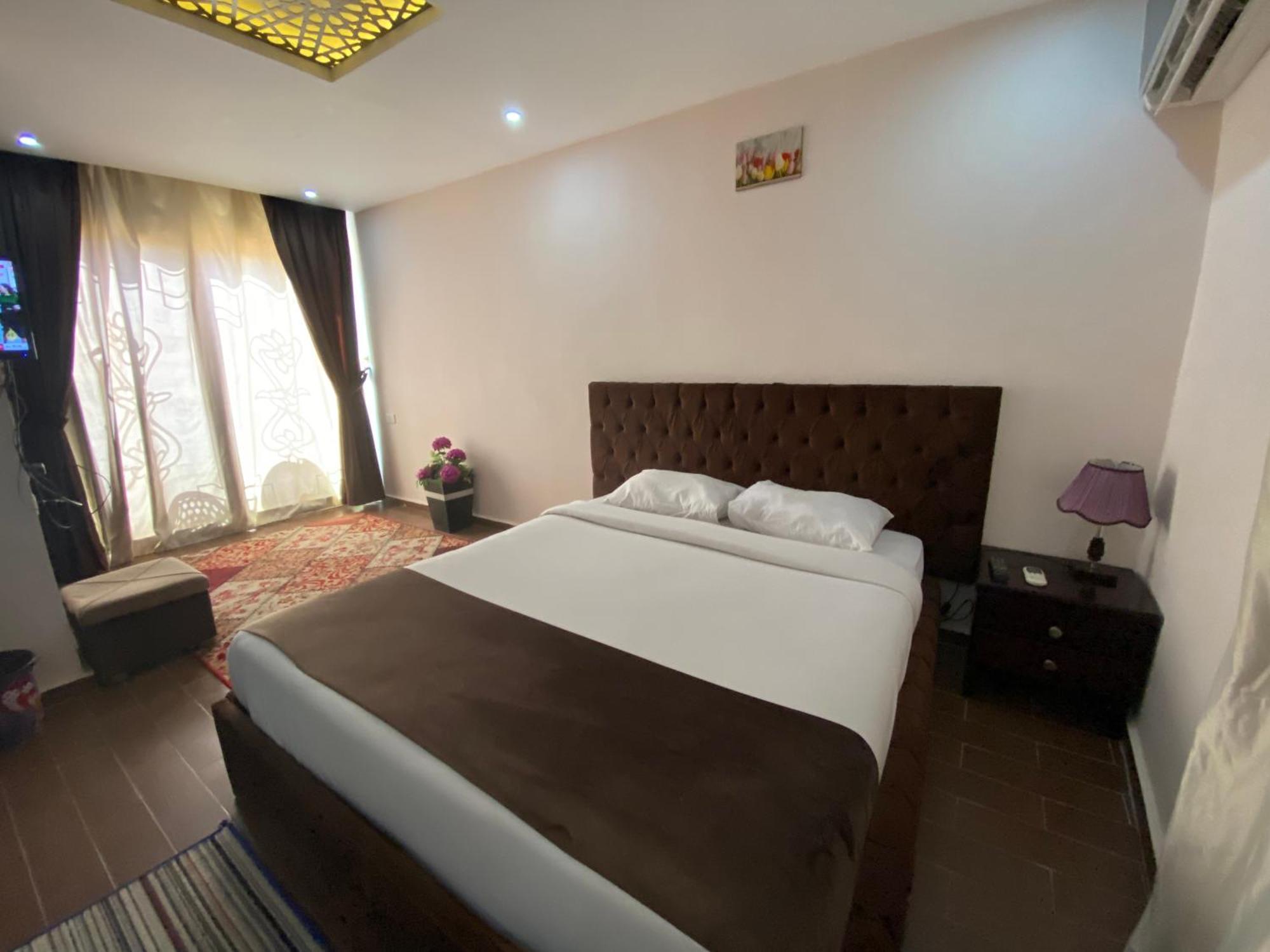 Golden Pyramids Inn Kafret el-Gabal 外观 照片