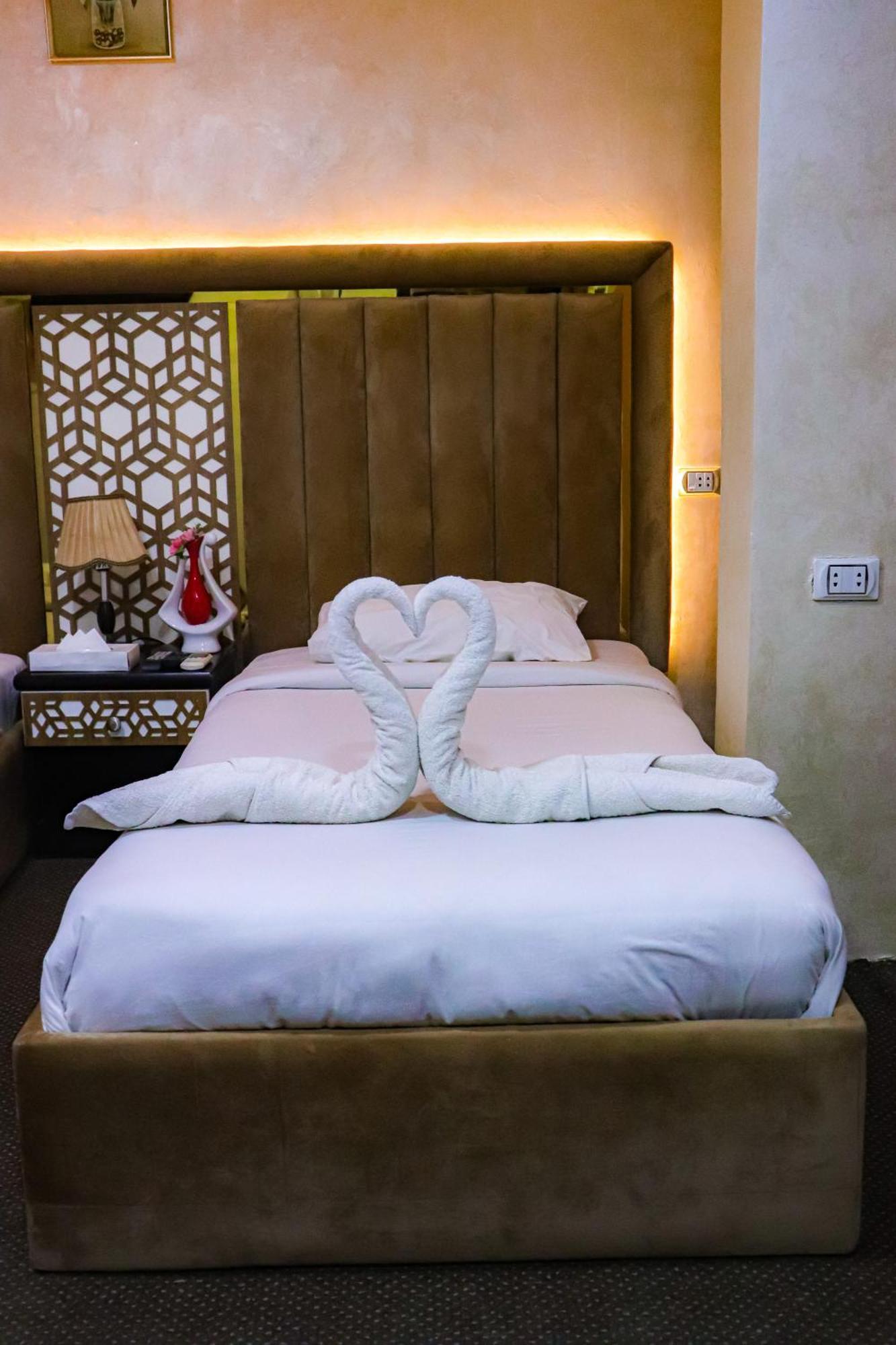 Golden Pyramids Inn Kafret el-Gabal 外观 照片