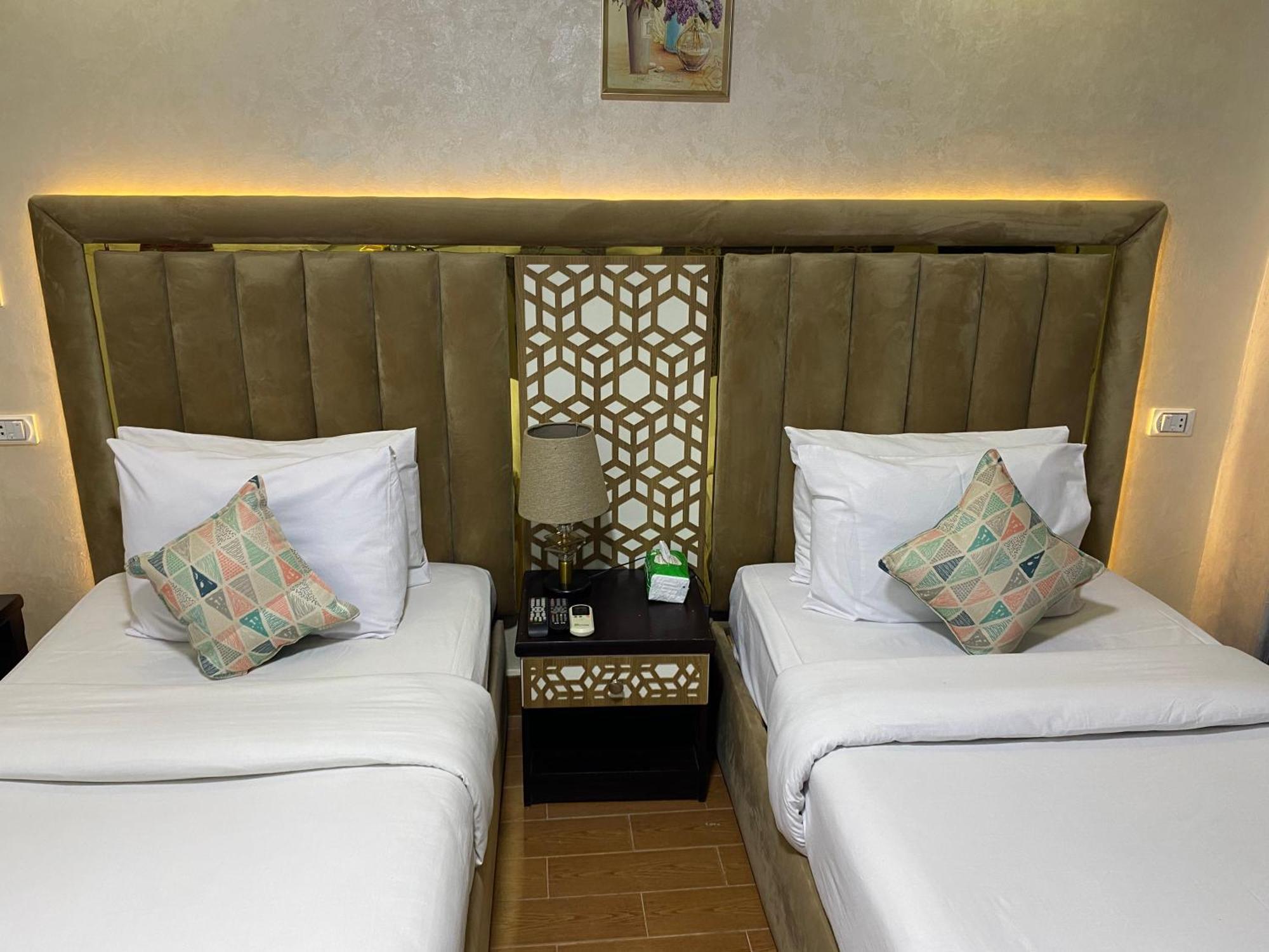 Golden Pyramids Inn Kafret el-Gabal 外观 照片
