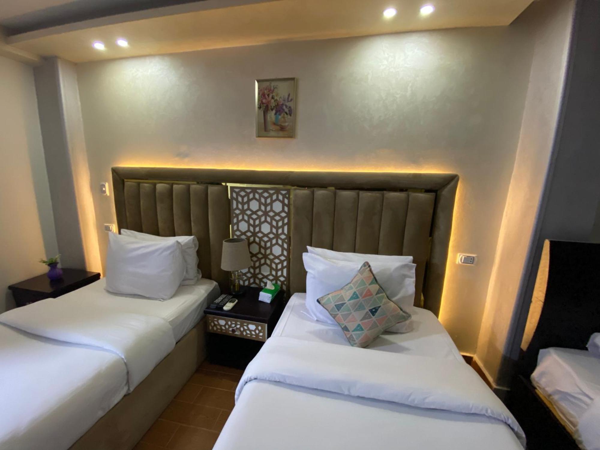 Golden Pyramids Inn Kafret el-Gabal 外观 照片